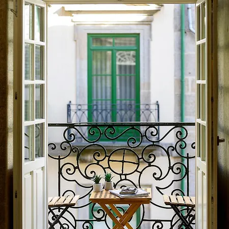 Ribeira Sao Joao 公寓 *